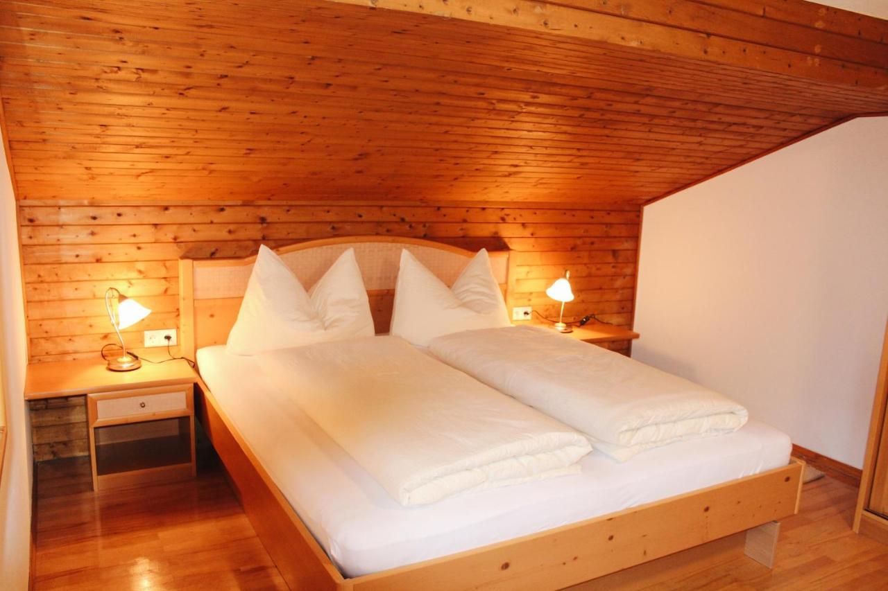 Appartement Pitztal-Hochzeiger Inclusive Pitztal-Sommer Card Jerzens Exteriör bild